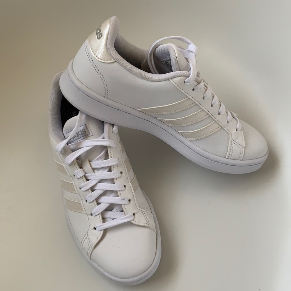 adidas White Cream Classic Low-Top Athletic Sneakers